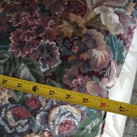 Vintage 🌟Green and Purple Floral Accent Pillows - Picture 5 of 5